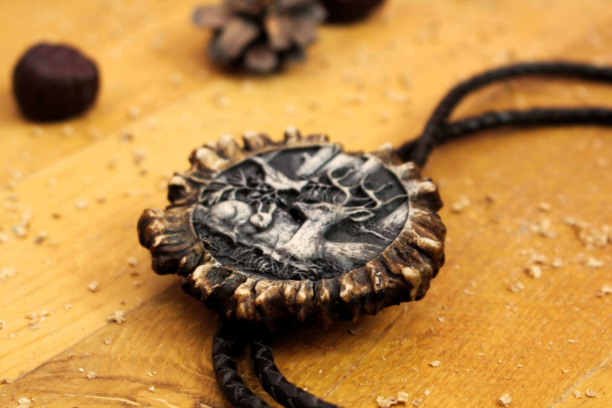 Side Image of Deer Antler Bolo Tie and it's unique Nature Eidyllion Design